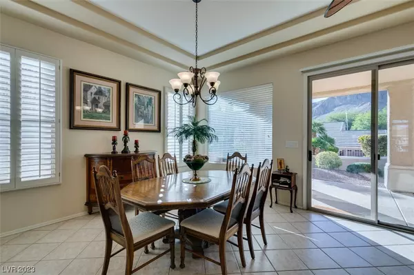 Henderson, NV 89012,851 Tiger Lake AVE