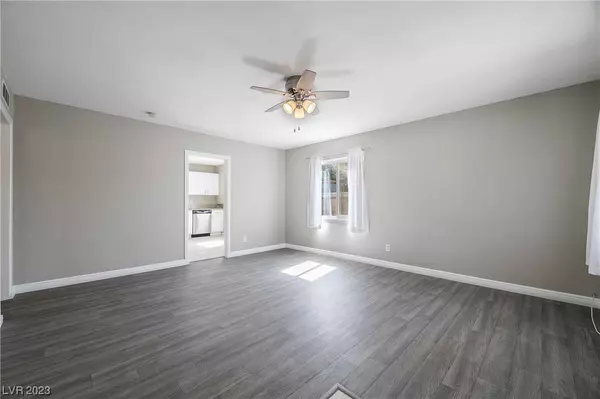 Las Vegas, NV 89106,706 Dike LN