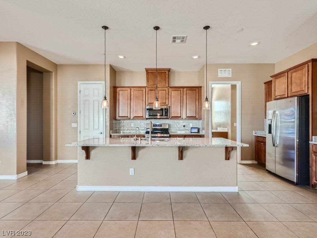 Henderson, NV 89011,716 Rosewater DR