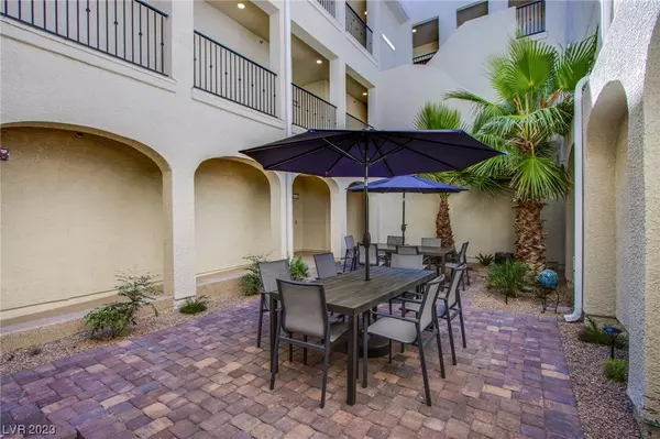 Henderson, NV 89052,2555 Hampton RD #10204