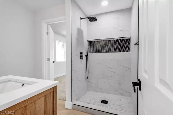 2624 Saint George ST North Las Vegas, NV 89030