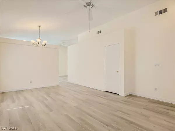 Las Vegas, NV 89130,5537 Sentinel Bridge ST