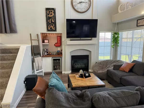 Henderson, NV 89015,540 Landra LN