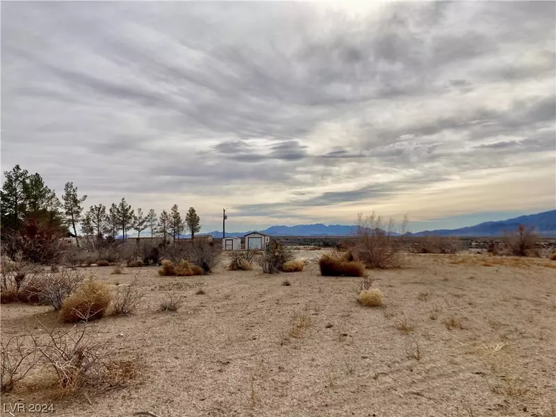 1021 Carson ST, Pahrump, NV 89048