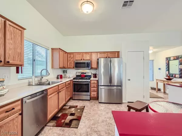 Henderson, NV 89012,437 Golden State ST #0