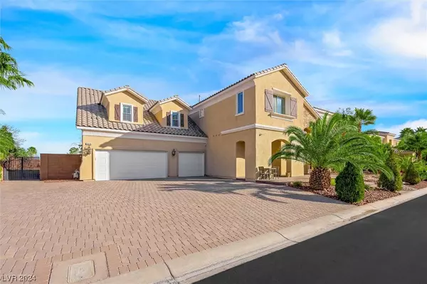 Las Vegas, NV 89117,1620 Songlight CT