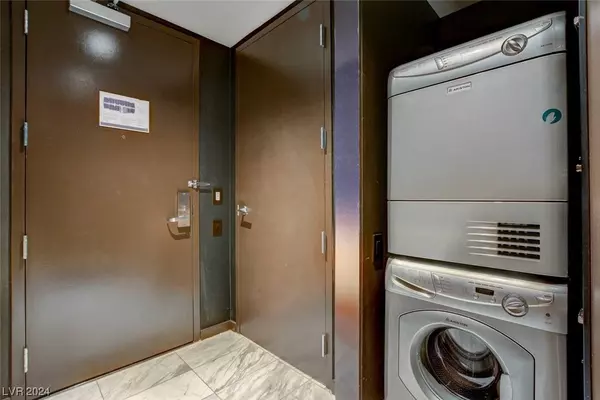 Las Vegas, NV 89103,4381 W Flamingo RD #2221