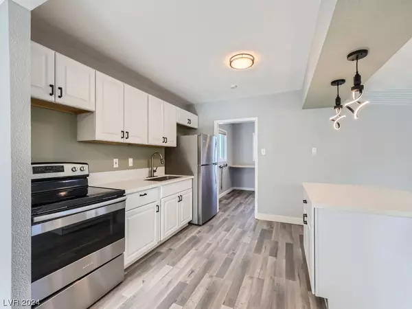 Henderson, NV 89015,231 S Texas AVE