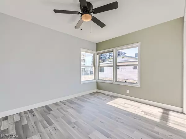 Henderson, NV 89015,231 S Texas AVE