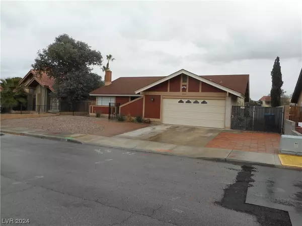 6543 Shelter LN, Las Vegas, NV 89103