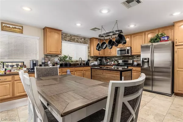 Las Vegas, NV 89178,713 Saint Keyne ST