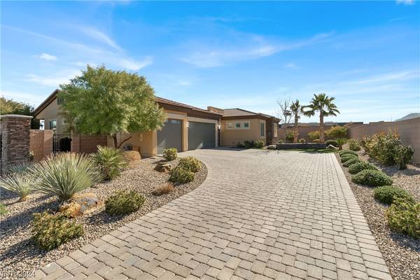 5555 N Grand Canyon DR, Las Vegas, NV 89149
