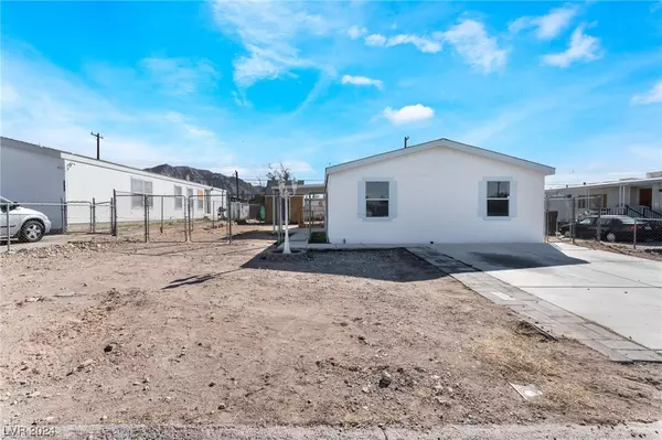 Las Vegas, NV 89156,6025 Mt McKinley AVE