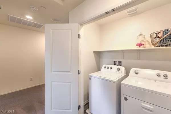 Henderson, NV 89011,358 Summer Sparrow AVE #437