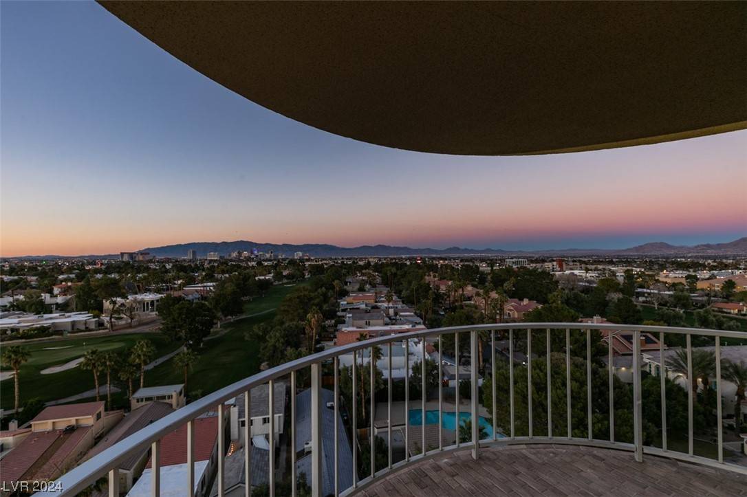 3111 Bel Air DR #11A, Las Vegas, NV 89109