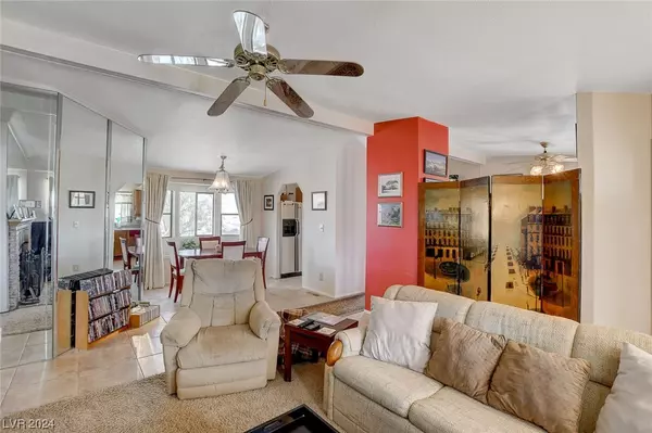 Overton, NV 89040,1925 S Moapa Valley BLVD