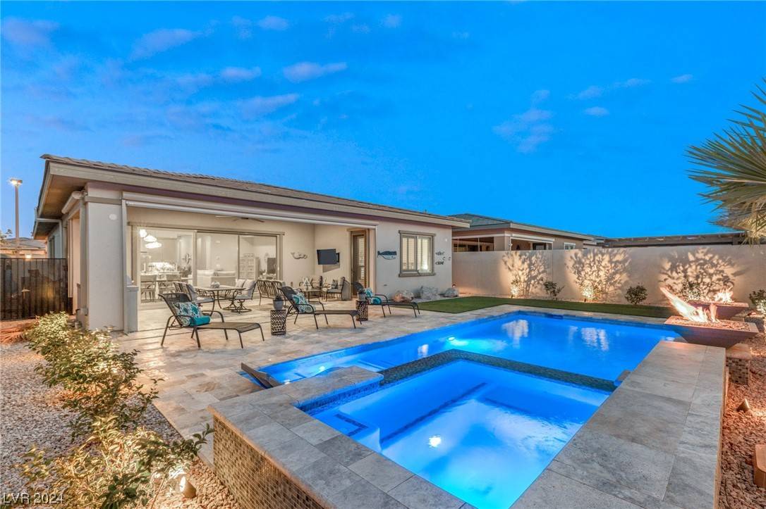 433 Point Sur AVE, Las Vegas, NV 89138