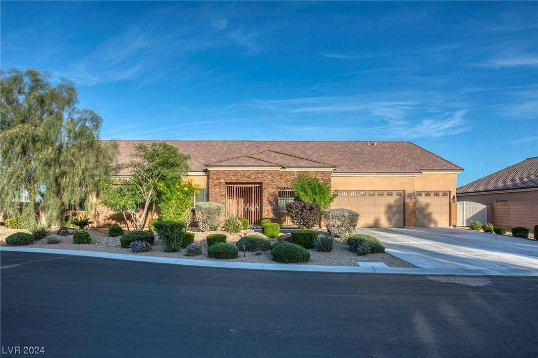 7330 Silent Water WAY, Las Vegas, NV 89149