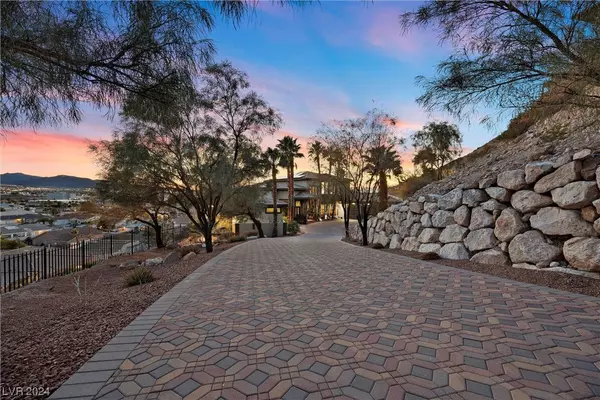Henderson, NV 89011,1136 Brown Hill CT