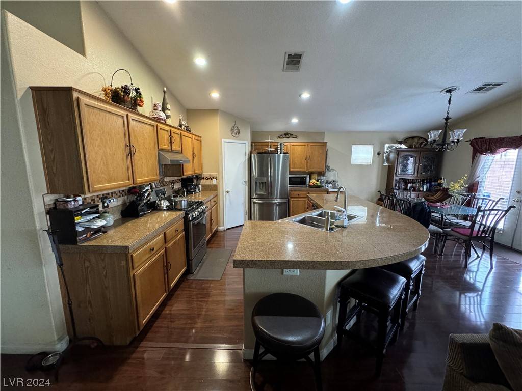 North Las Vegas, NV 89032,918 Pueblo Hills AVE