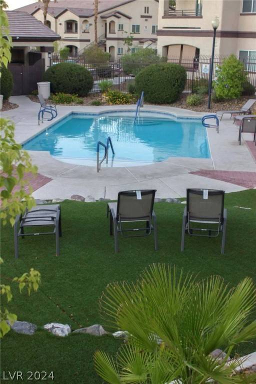 Henderson, NV 89052,2291 W Horizon Ridge Pkwy #4220