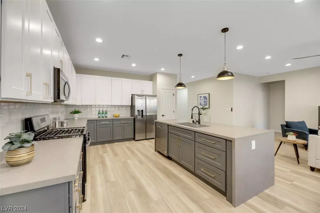 Henderson, NV 89044,2423 Erastus DR