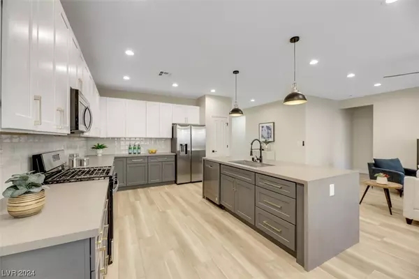 2423 Erastus DR, Henderson, NV 89044
