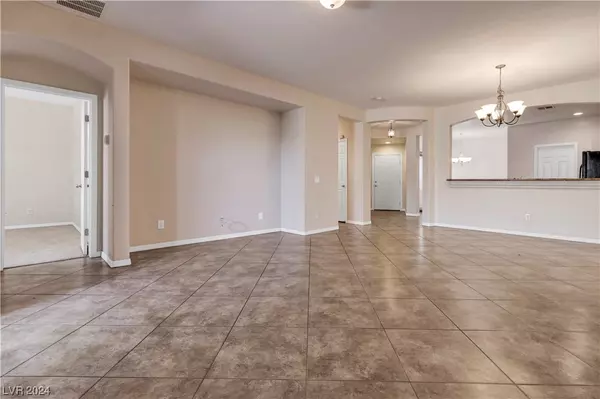 8849 Briar Bay DR, Las Vegas, NV 89131