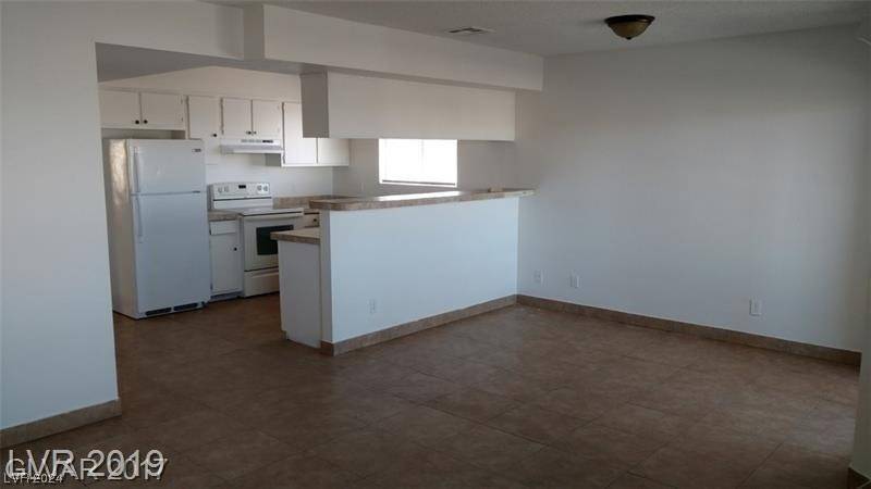 Las Vegas, NV 89156,5675 E Lake Mead BLVD