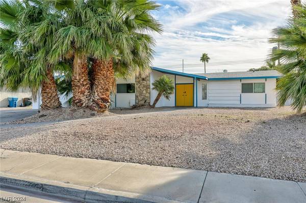 1715 Silver Mesa WAY, Las Vegas, NV 89169