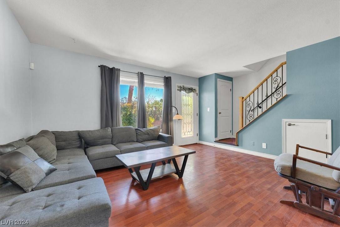 Las Vegas, NV 89107,517 Starfire PL #0