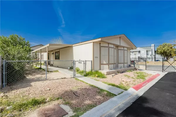 1799 Royal Estates DR, Las Vegas, NV 89115