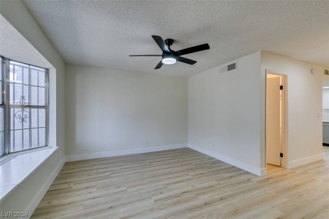 Las Vegas, NV 89110,891 Stratton LN #0