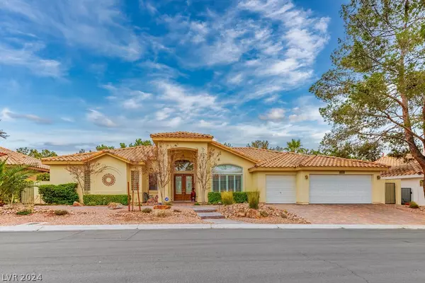 8944 Echo Ridge DR, Las Vegas, NV 89117
