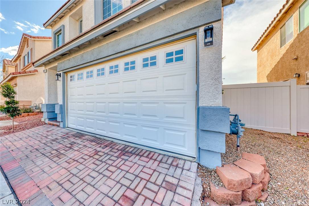 Las Vegas, NV 89113,7427 Catmint ST