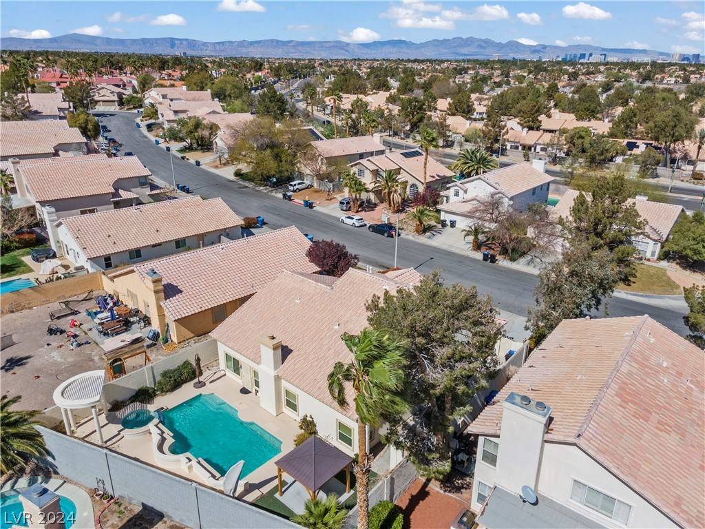 Henderson, NV 89074,1923 Coralino DR