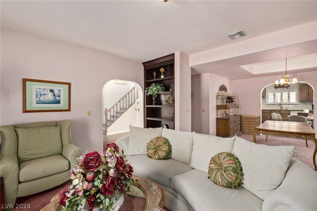 Las Vegas, NV 89156,6826 Suncrest AVE
