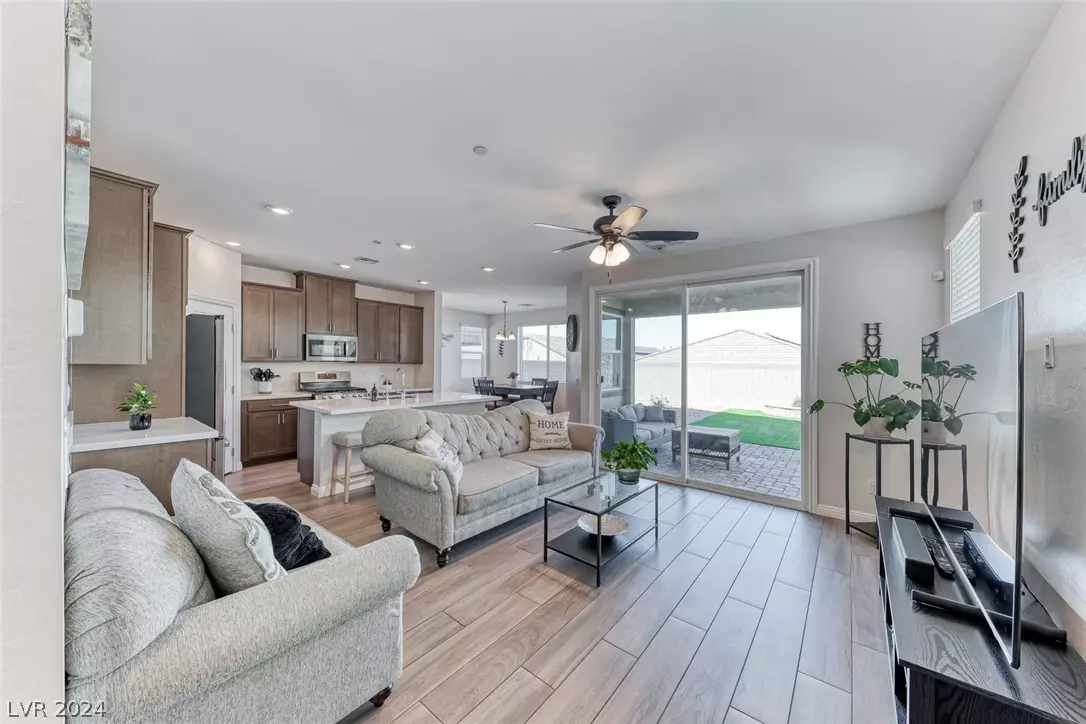 Henderson, NV 89052,3738 Rosy Carina PL