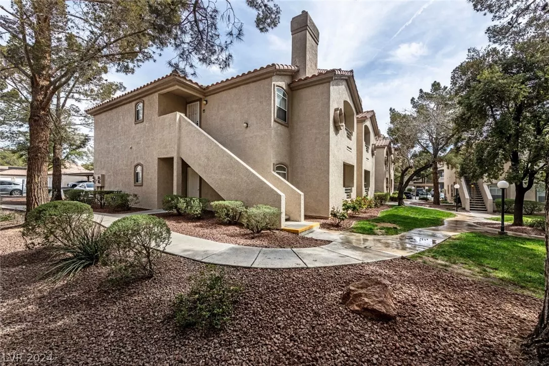 Las Vegas, NV 89103,5415 W Harmon AVE #2128