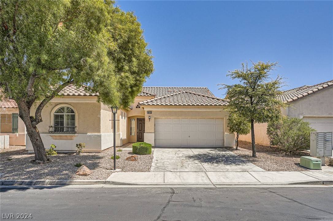 10558 Santerno ST, Las Vegas, NV 89141