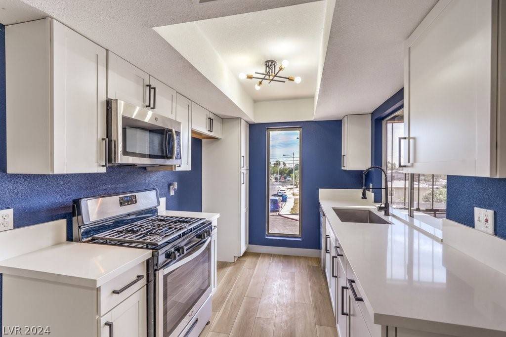 Las Vegas, NV 89169,1405 Vegas Valley DR #402