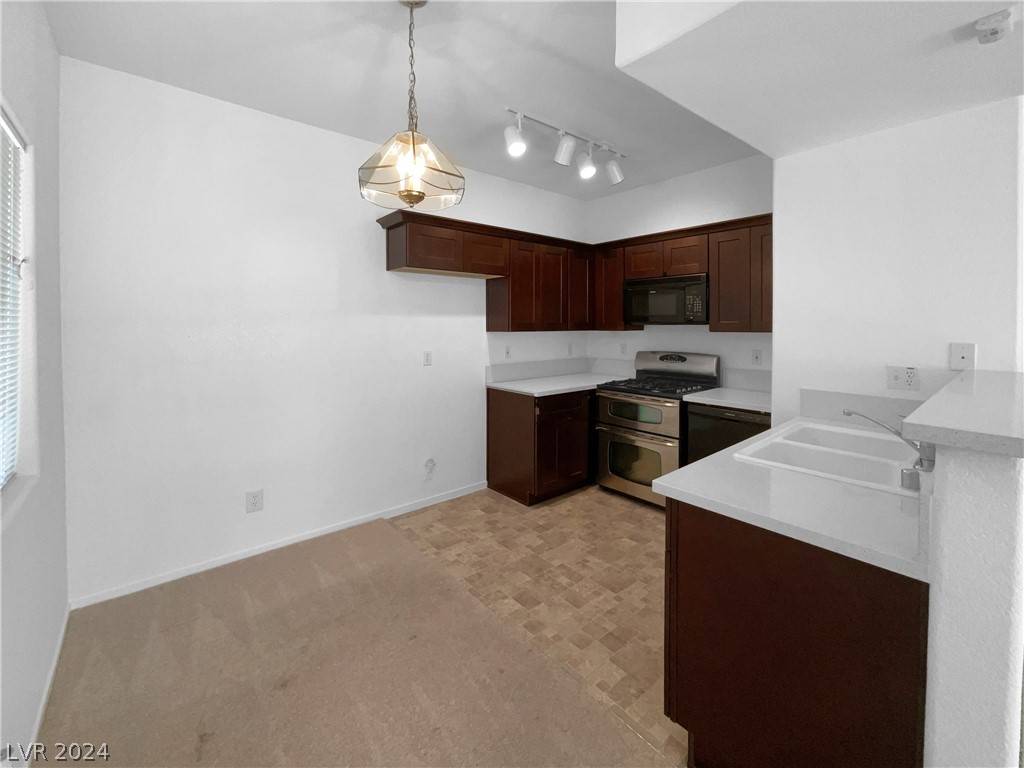 Las Vegas, NV 89156,2110 Los Feliz ST #1039