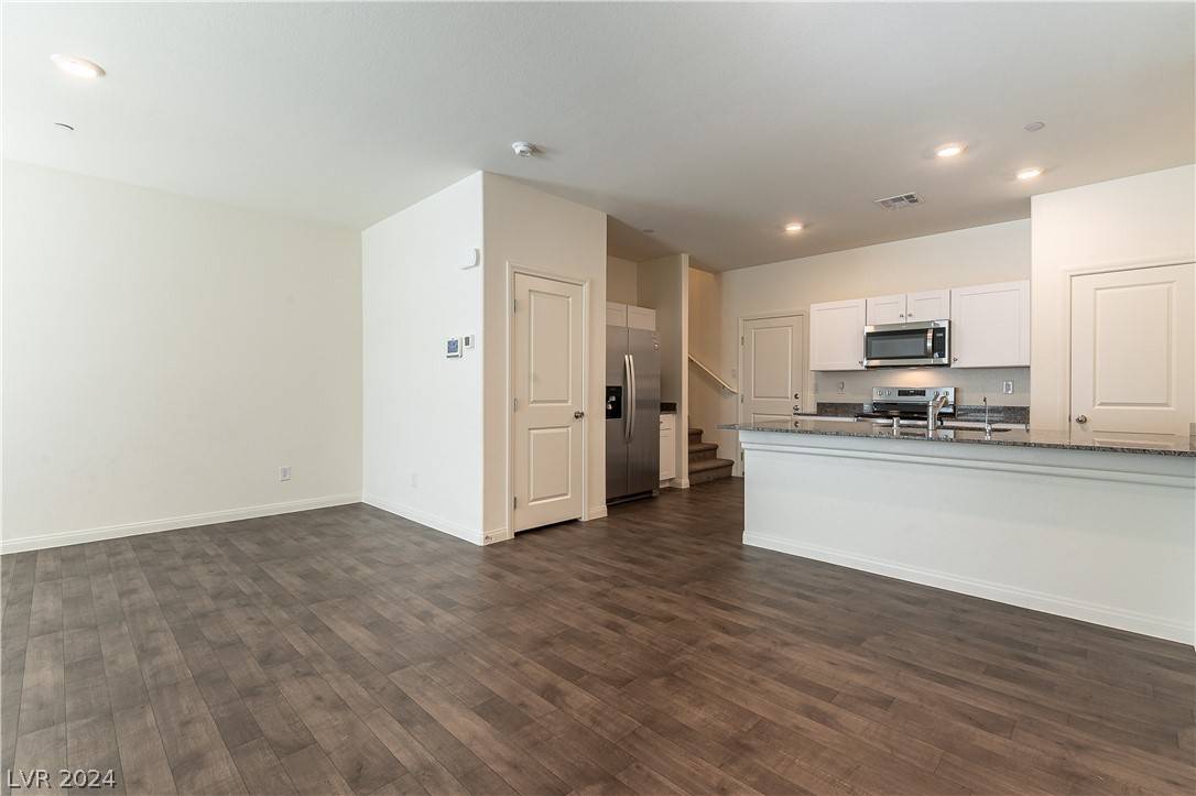 Henderson, NV 89044,535 Thistleberry AVE