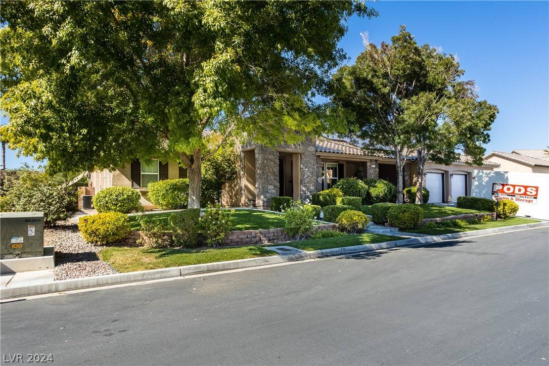 Las Vegas, NV 89131,8117 Denevin ST