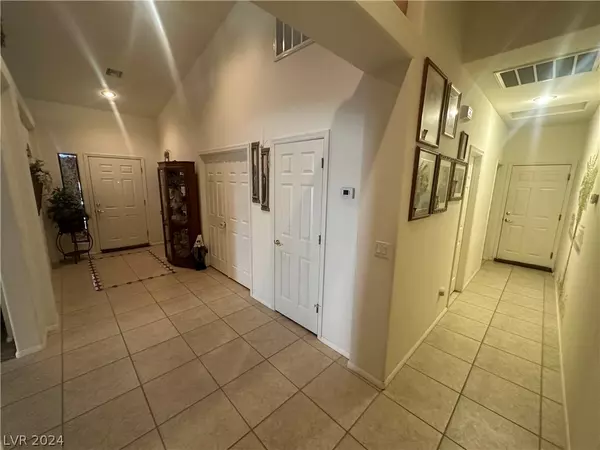 Laughlin, NV 89029,1458 Palm DR