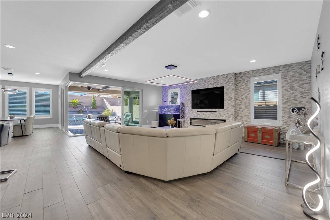 Las Vegas, NV 89166,8275 Skye Blue ST