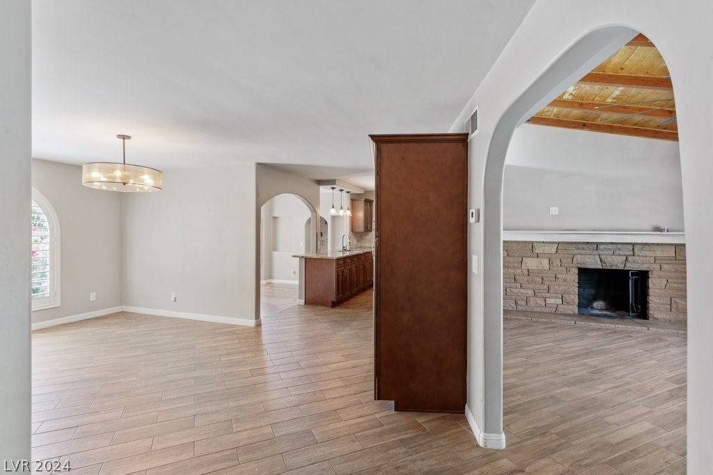 Las Vegas, NV 89104,607 Bonita AVE
