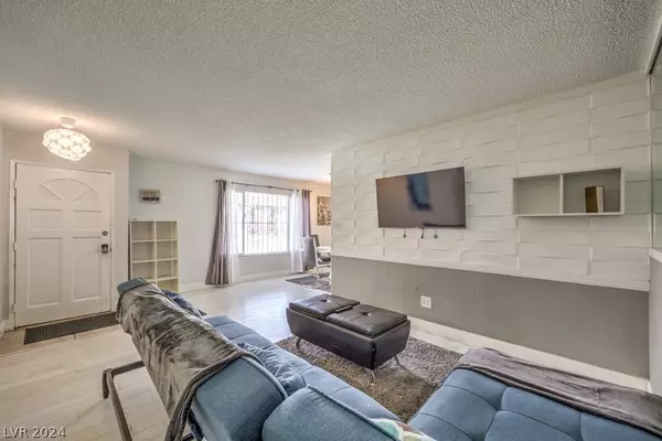 4627 Monterey CIR #1, Las Vegas, NV 89169