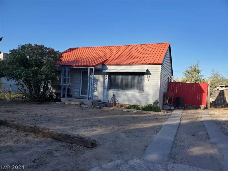 461 McArthur DR, Caliente, NV 89008