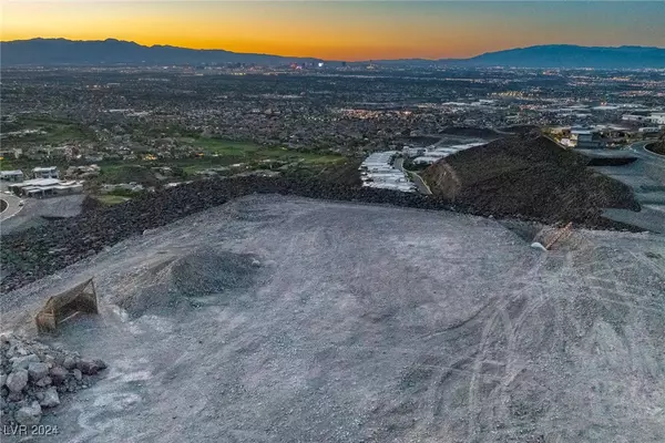 Henderson, NV 89012,551 Rock Peak DR